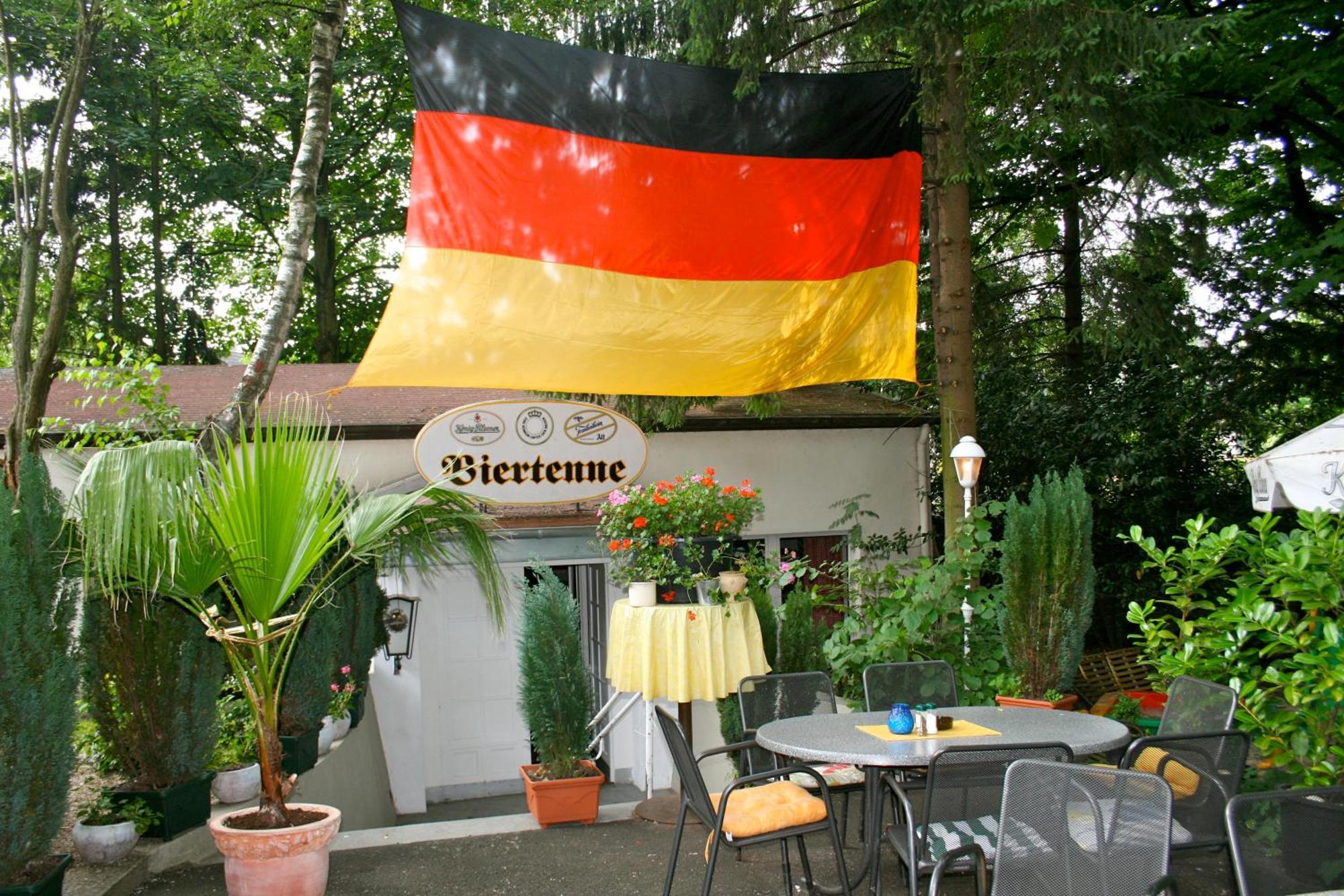 Hotel Am Schloss Borbeck Essen Exterior photo